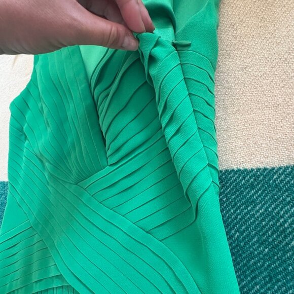 Ted Baker Valanci Pleated Midi Dress | Kelly Green | Size 1 (Small) - Picture 11 of 12